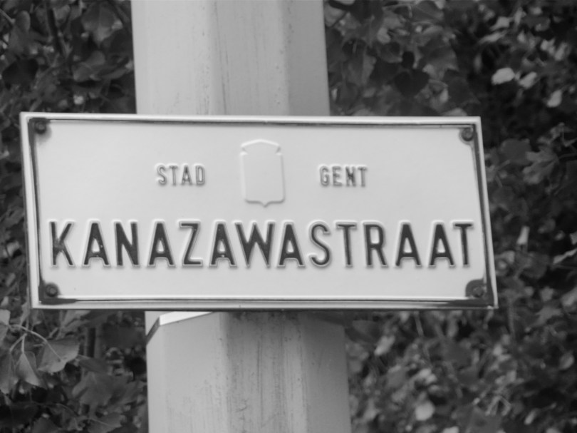 Kanazawastraat Het stadsbestuur van Gent lijkt te vergeten dat niet iedere burger weet dat het Japanse Kanazawa een zusterstad is van Gent.